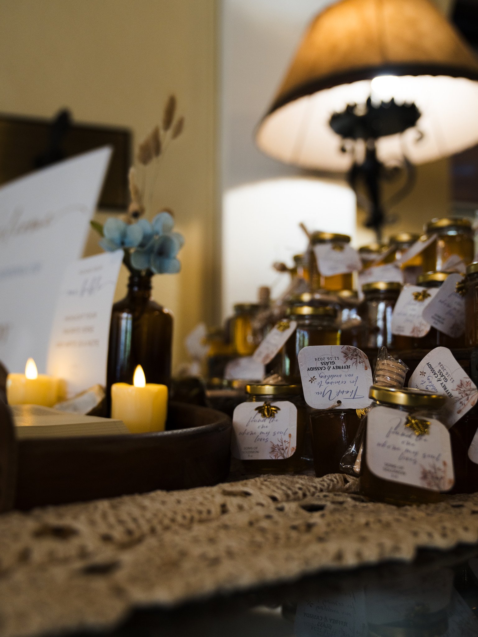 Cassidy & Jeffrey Glass: The dress and wedding details.