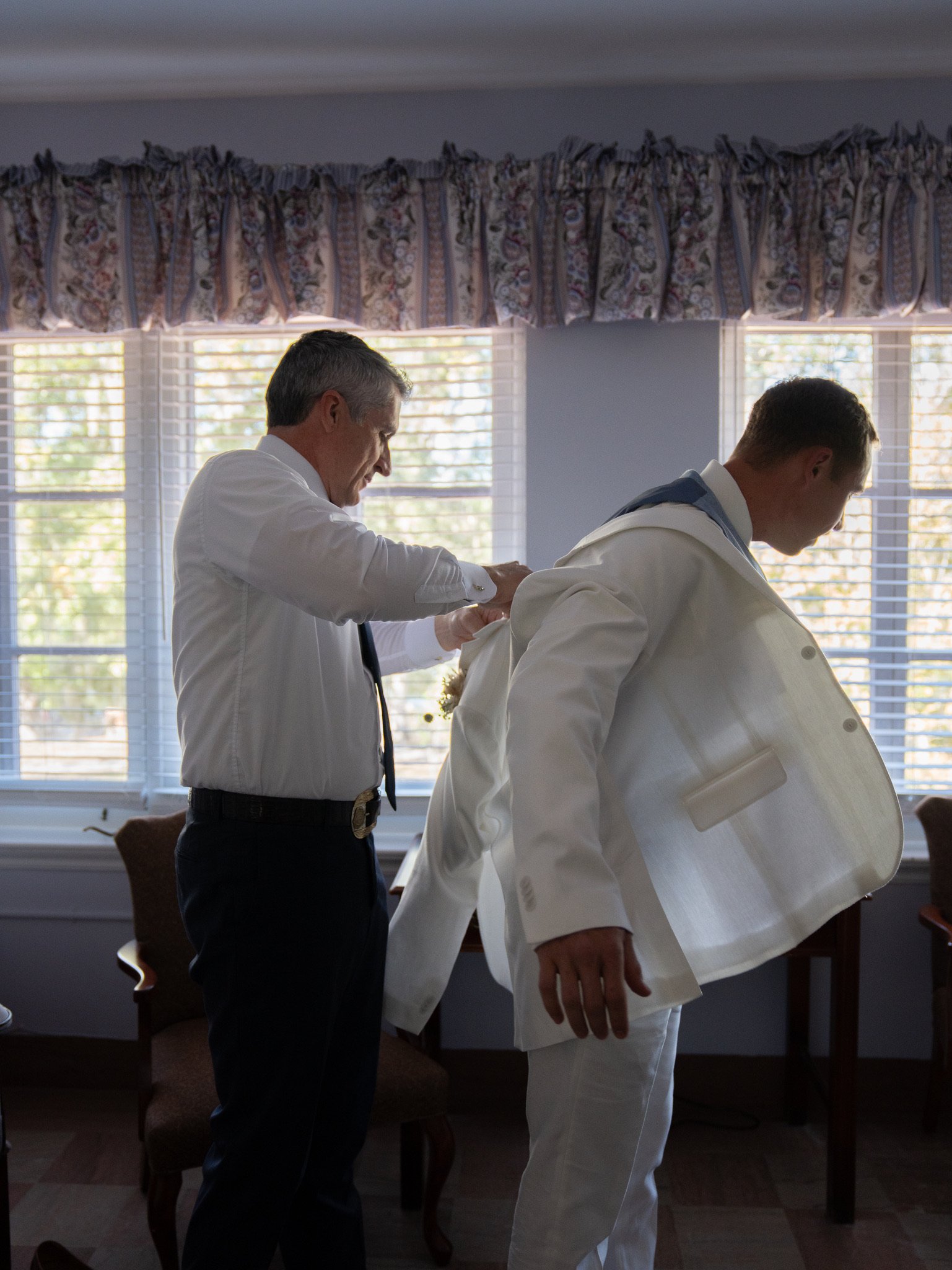 Cassidy & Jeffrey Glass: The wedding morning.