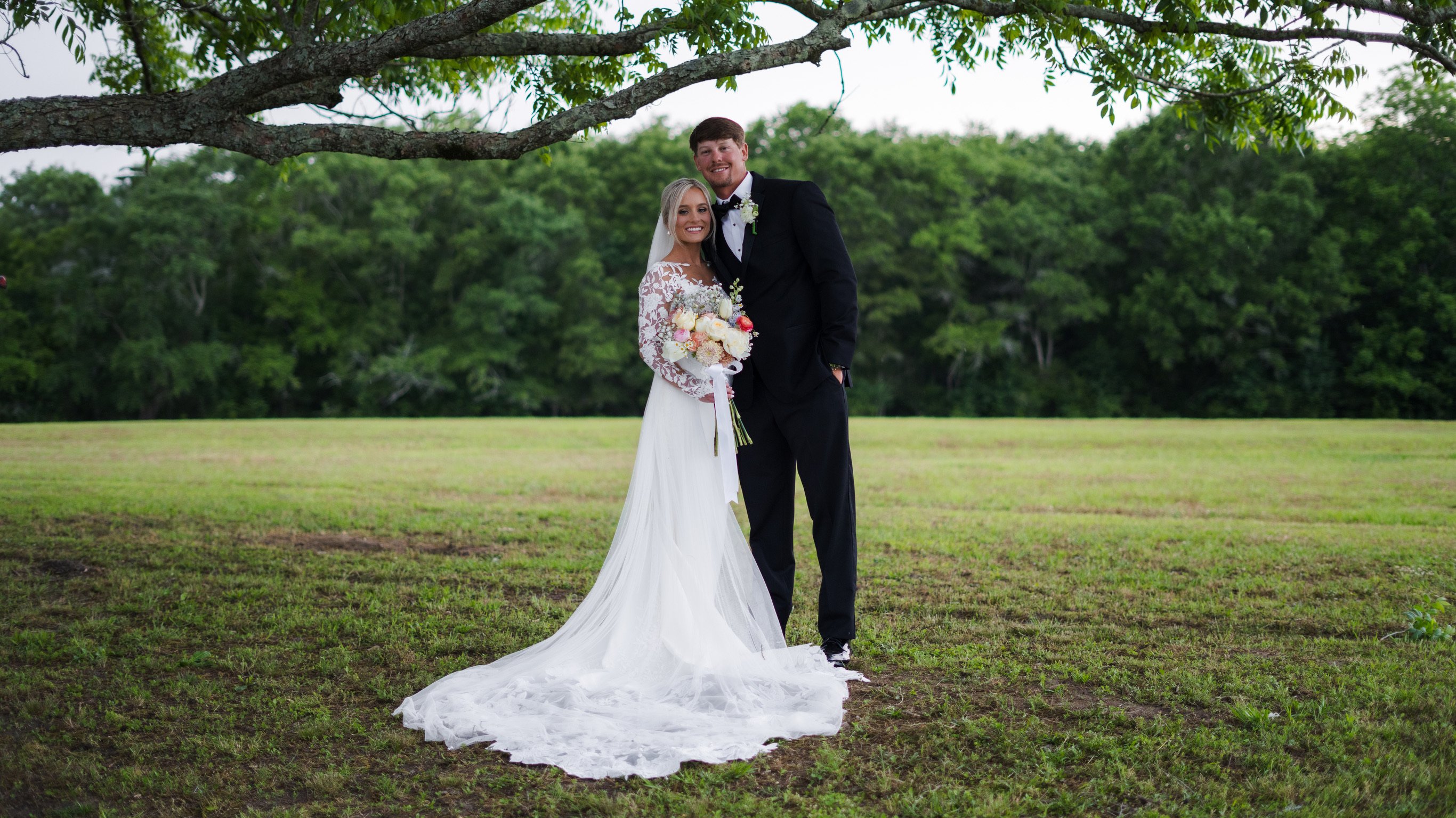 Alex & Lee Davis: The wedding portraits.