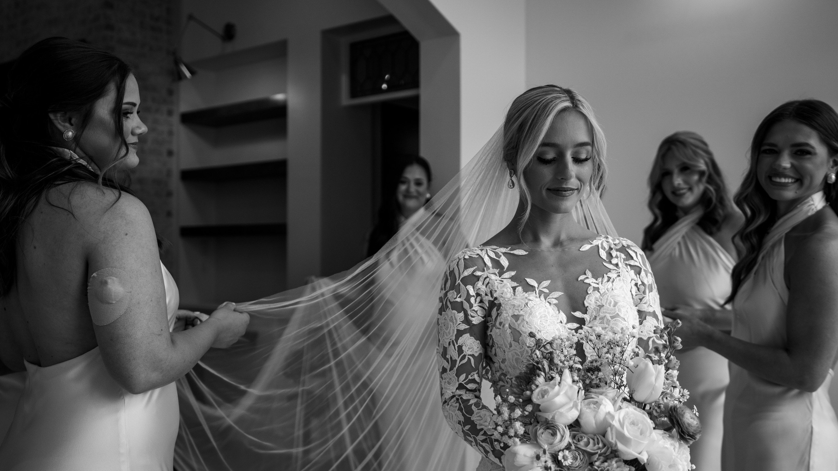 Alex & Lee Davis: Getting ready.