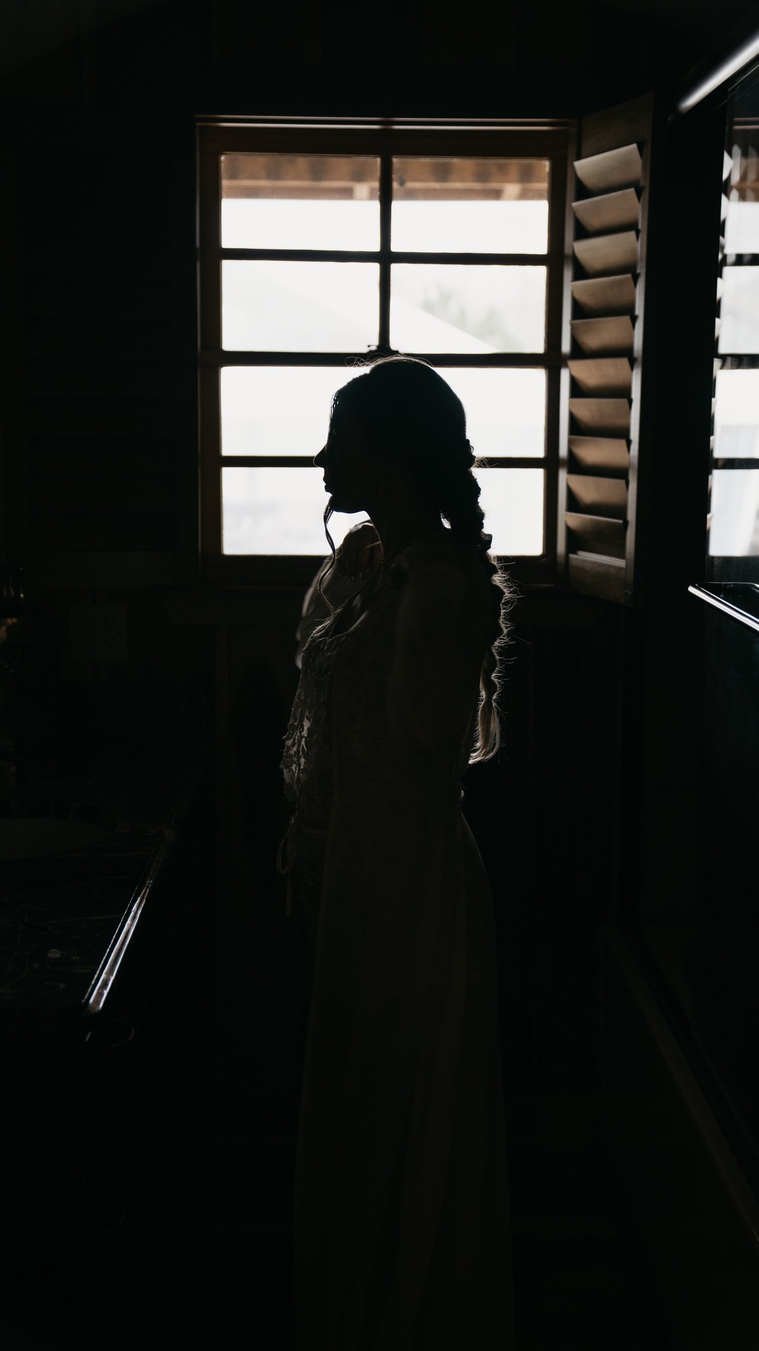 Raina & William Bertrand: Getting ready with Raina.