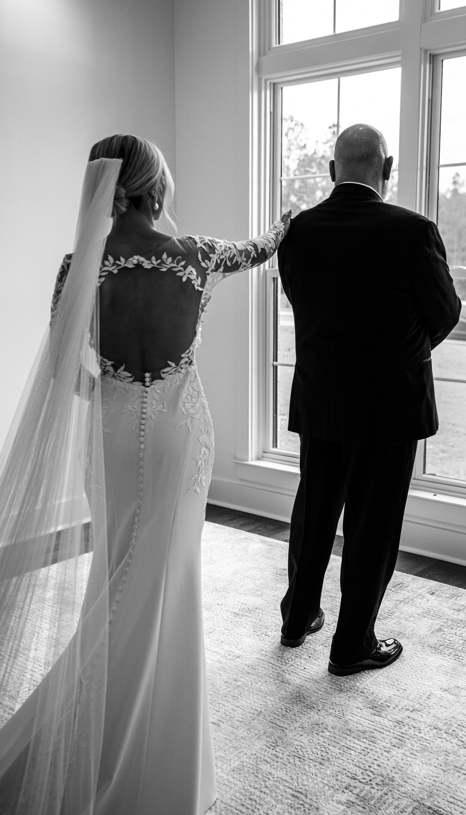 Alex & Lee Davis: First look photographs.