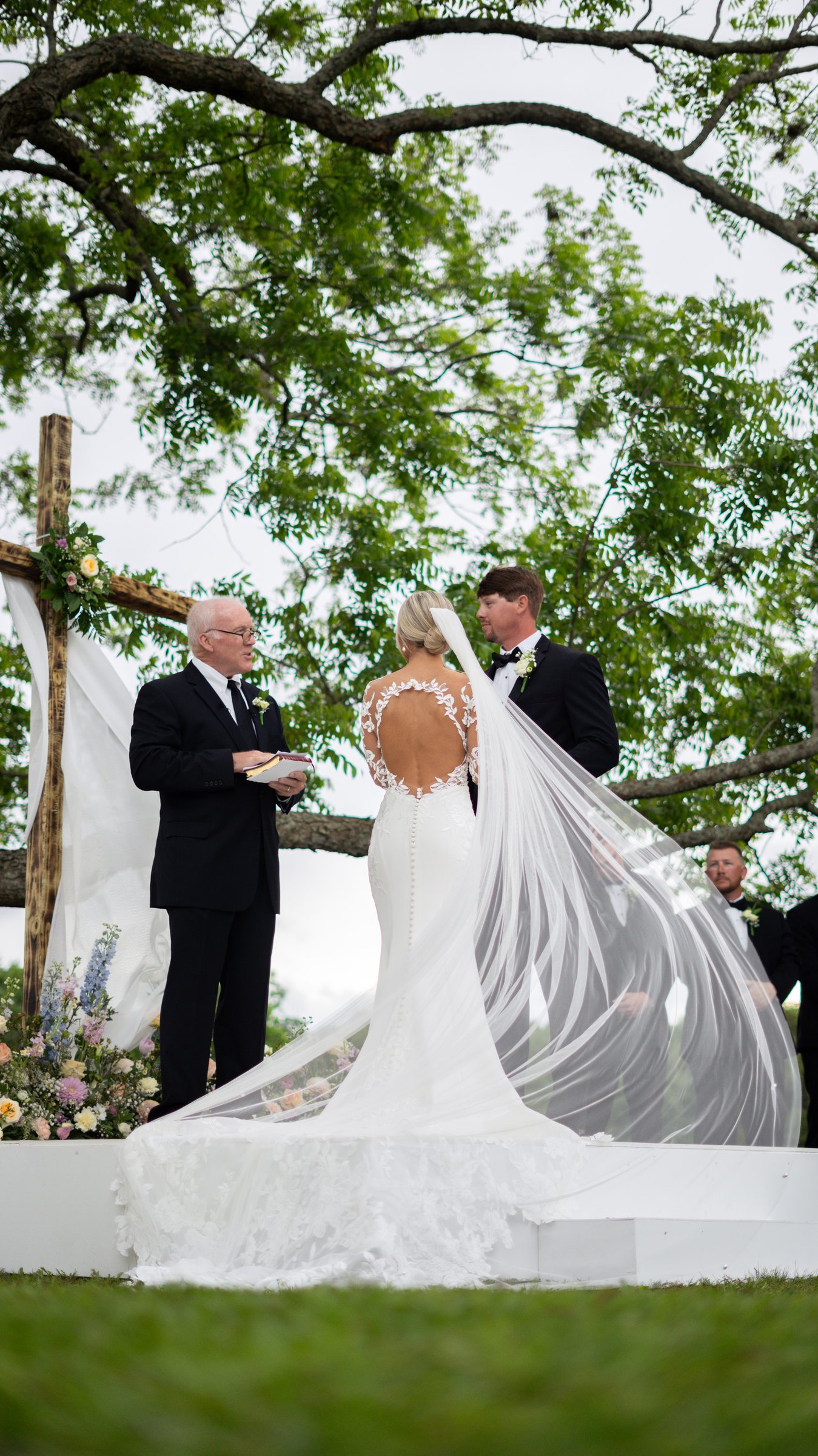 Alex & Lee Davis: The ceremony.