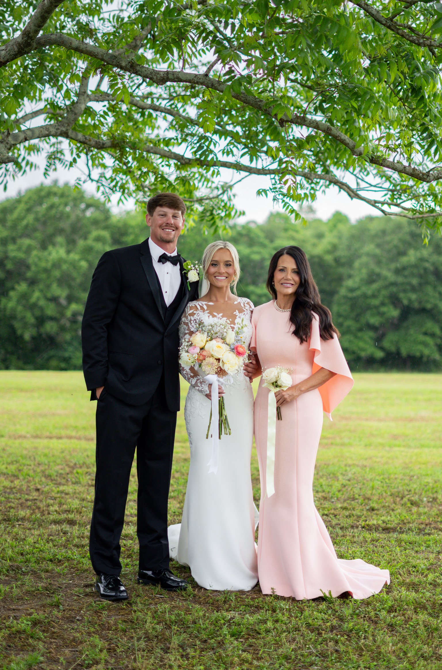 Alex & Lee Davis: The wedding portraits.