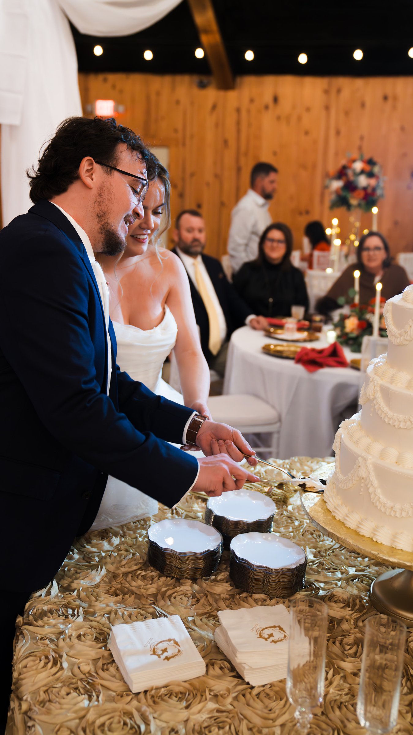 Claudia & Garrett Faulkner: The first dances and reception.