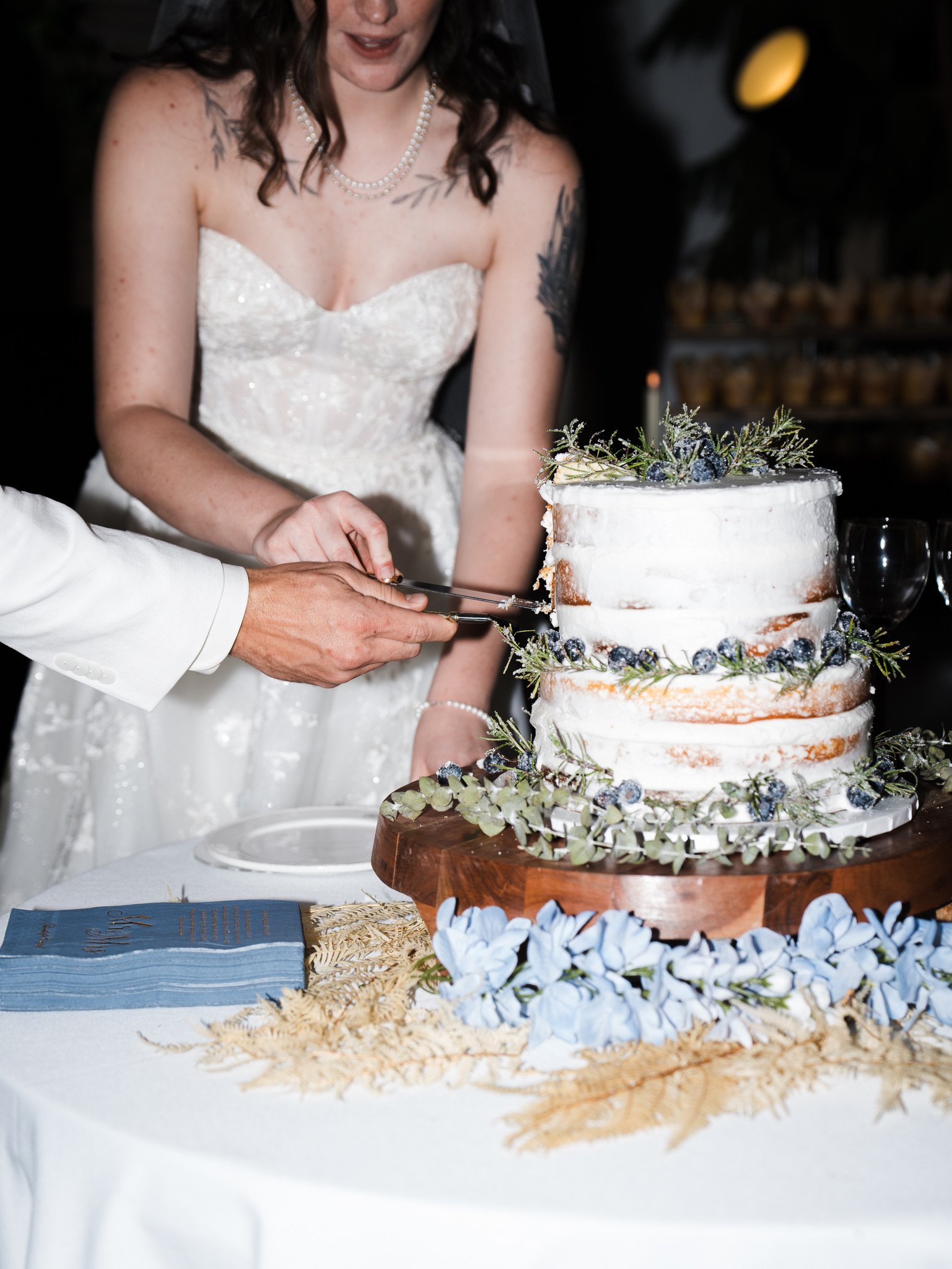 Cassidy & Jeffrey Glass: The dress and wedding details.