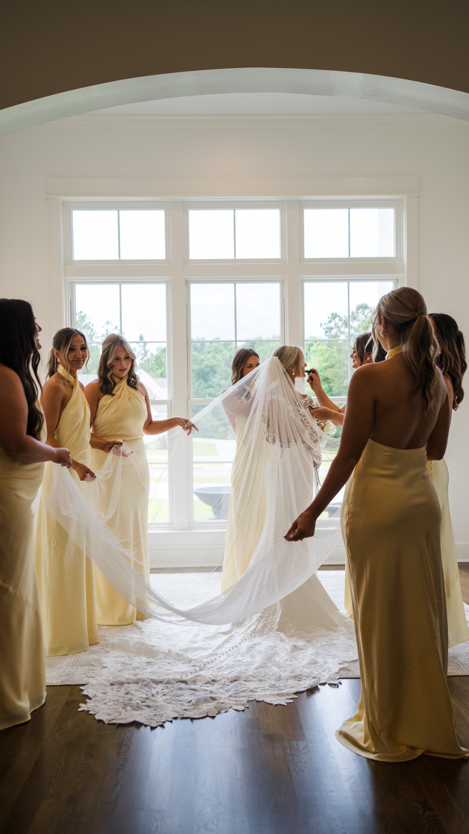 Alex & Lee Davis: Getting ready.