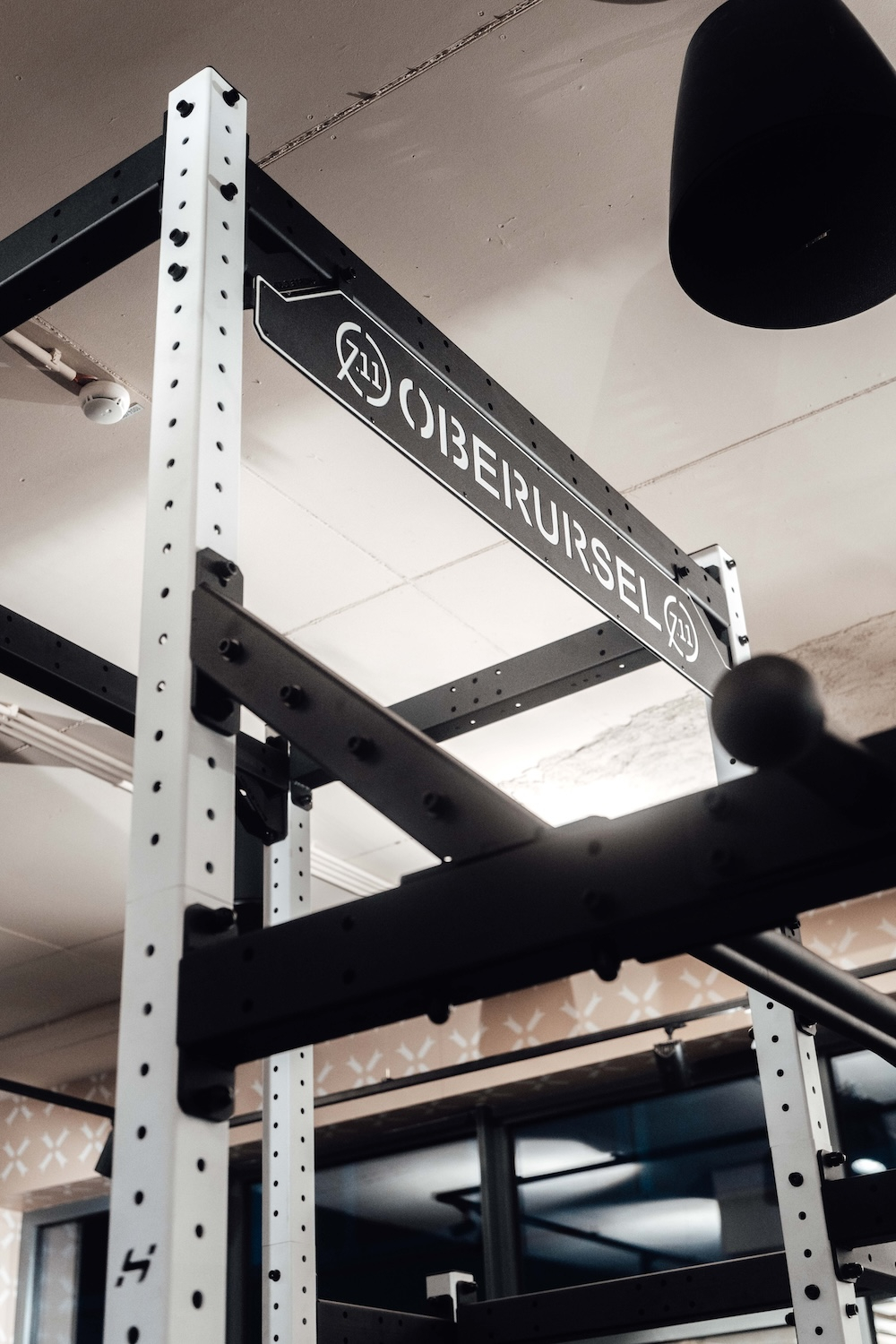 Fitnessstudio Gym Design - FITSEVENELEVEN Oberursel - by HOLD STRONG Fitness