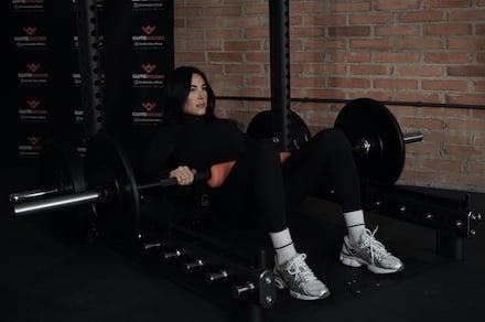 Der Hip Thrust – die perfekte Übung für Beine und Po
