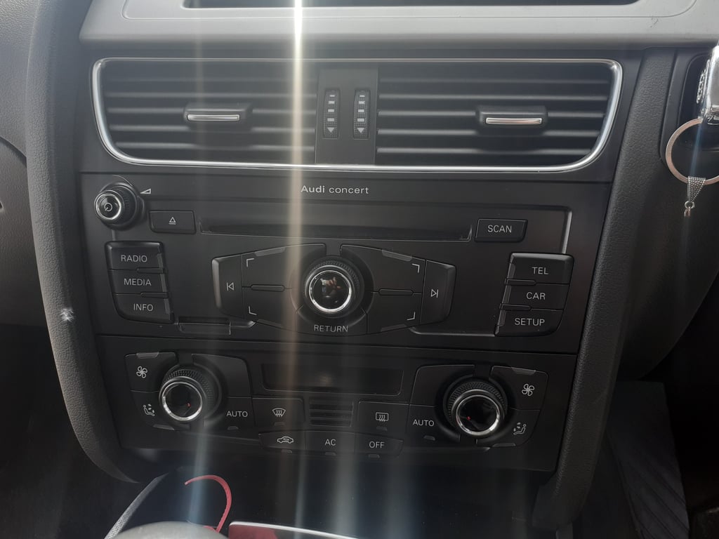 Sistema Audio Radio Cd Audi - La Tienda del Desguace