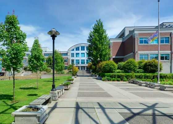 http://Argyle%20Burke%20Mountain,%20Coquitlam%20-%20Douglas%20College