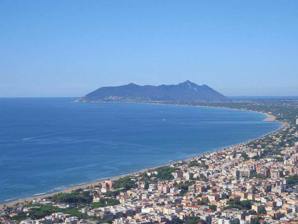7 borghi Riviera di Ulisse e spiagge