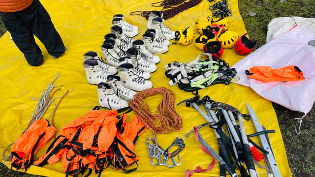 Friendship peak equipments