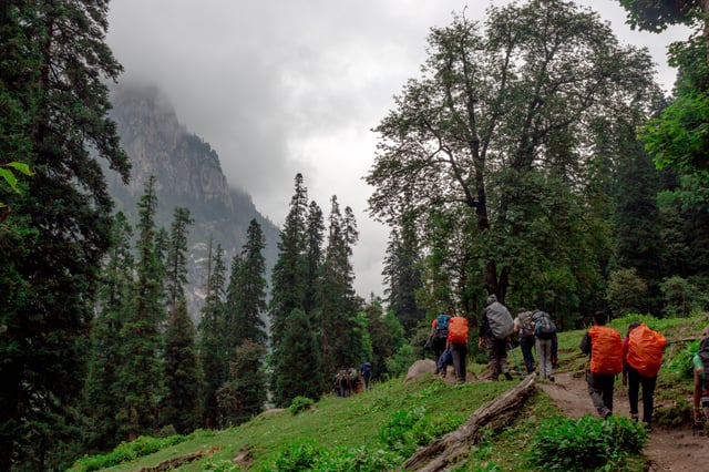 Hampta Pass Trek Trail