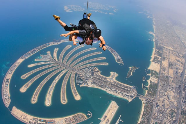  Dubai skydiving