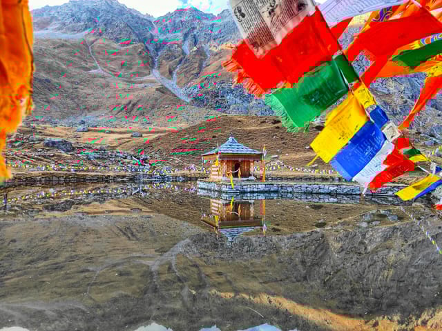 Yulla Kanda Trek Summit