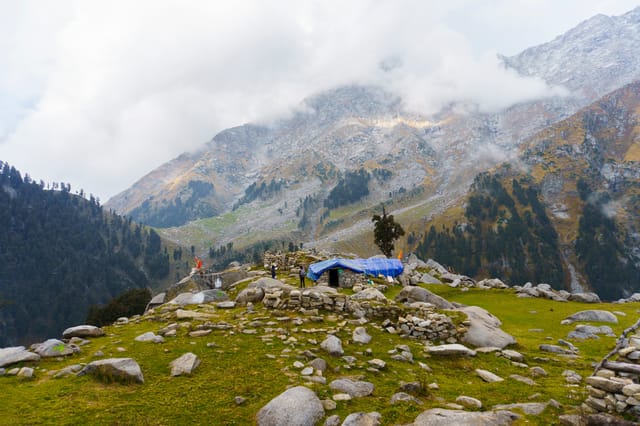 Indrahar Pass Trek snowline cafe