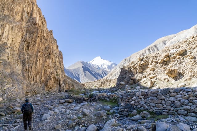 Rocky gorge trail, Markha Valley