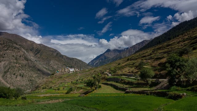Yuman Peak Expedition - Trail Through the Valley