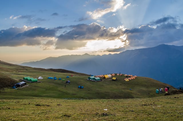Ali Bedni Bugyal Trek Sunset