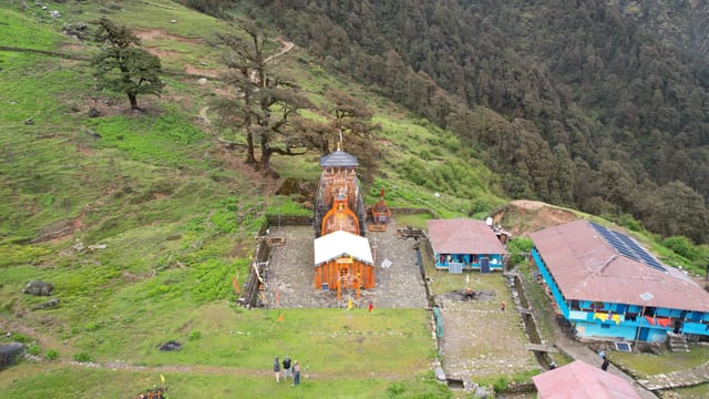 madhyamaheshwar Temple
