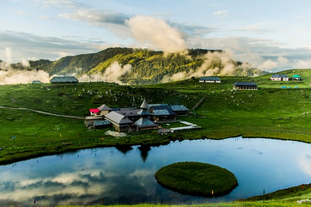 Prashar Lake 