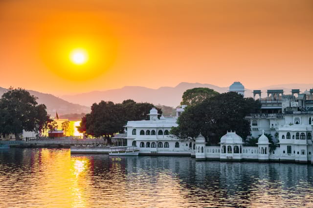 Pichola lake
