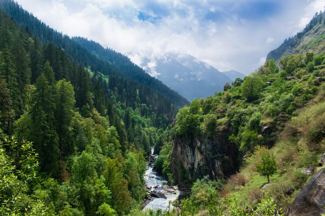 Kheerganga Trek Tosh Valley