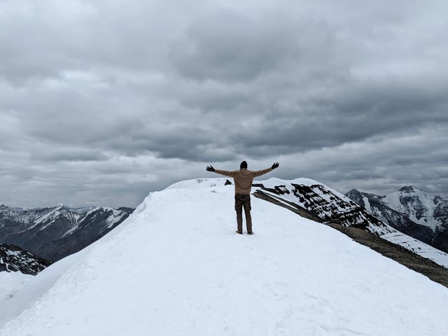 kanamo peak  Summit
