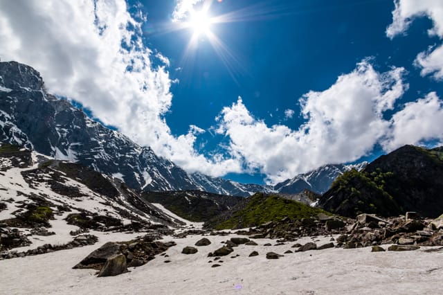 Beas Kund Trek snow 