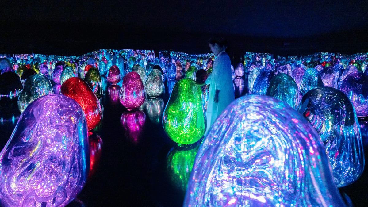 TAKE A LOOK AT TEAMLAB'S UPCOMING IMMERSIVE EXHIBITION IN PARIS ...