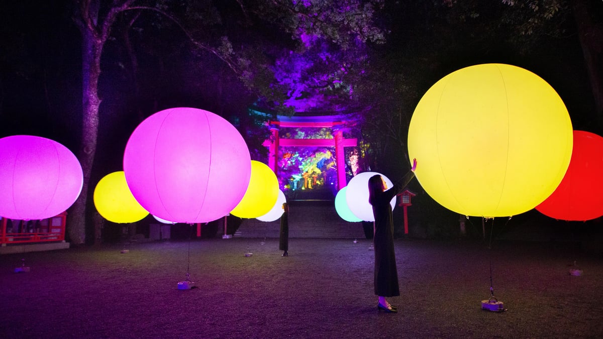 teamLab: Digitized Usa Shrine