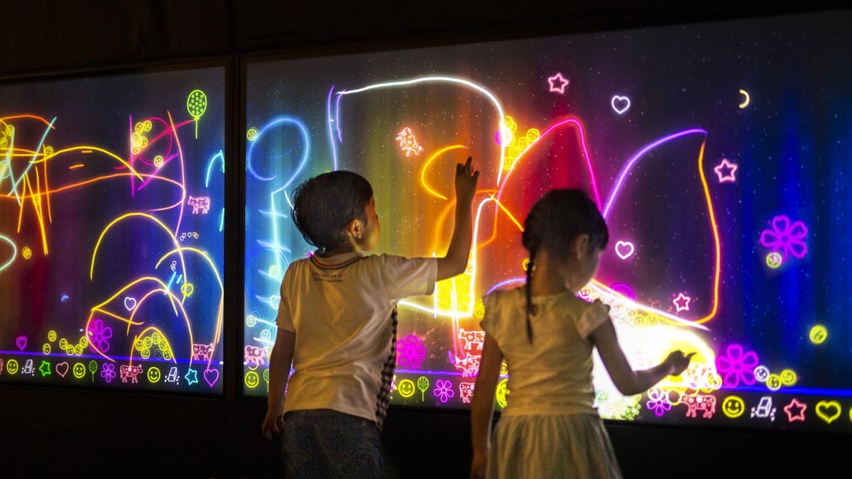 アート・デザイン・音楽 LLICA S&M HIGHLIGHTS アート・デザイン・音楽 LLICA S&M HIGHLIGHTS アート・デザイン・音楽