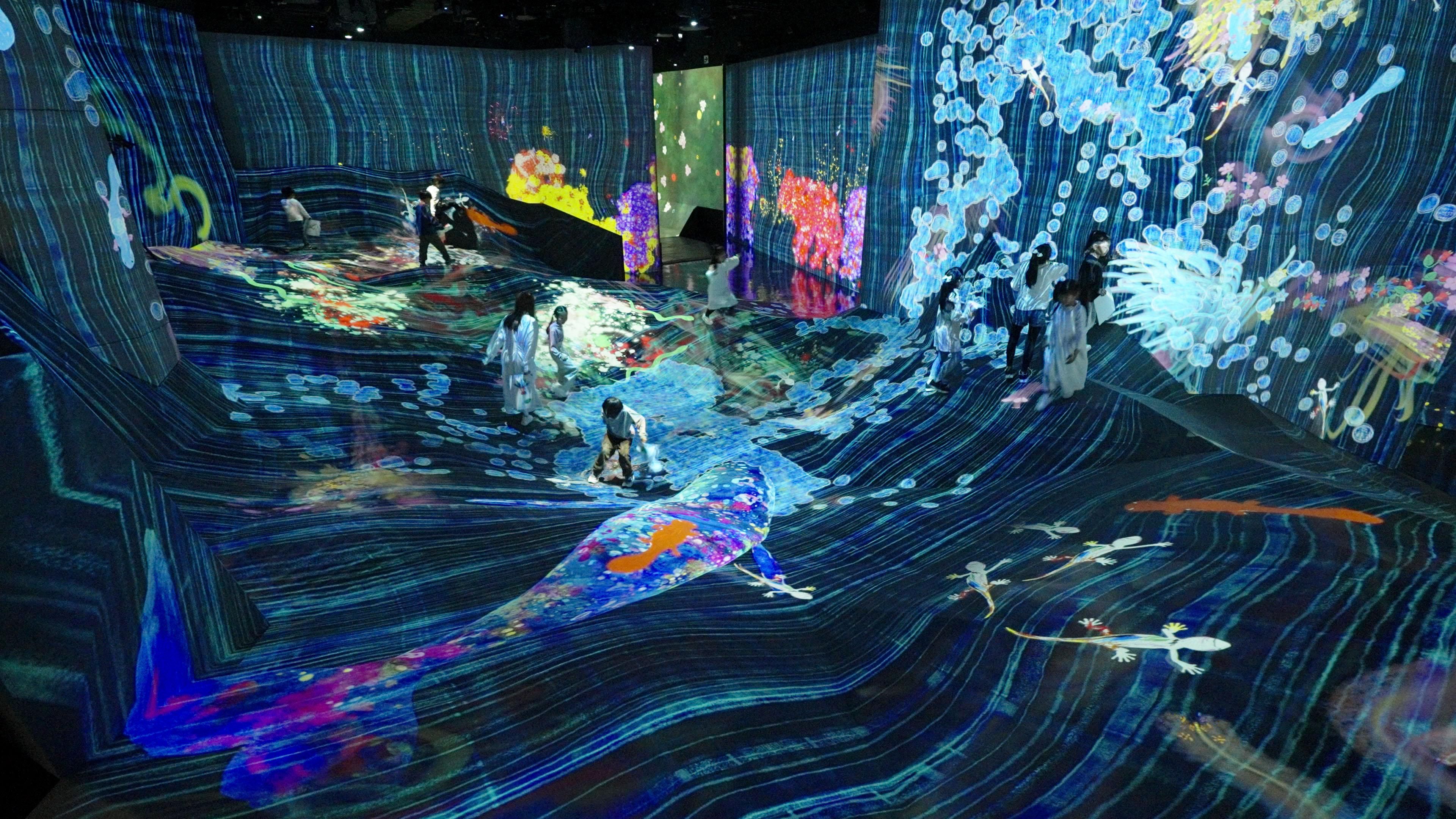 鼓動する谷のグラフィティネイチャー - Symbiotic Lives, A