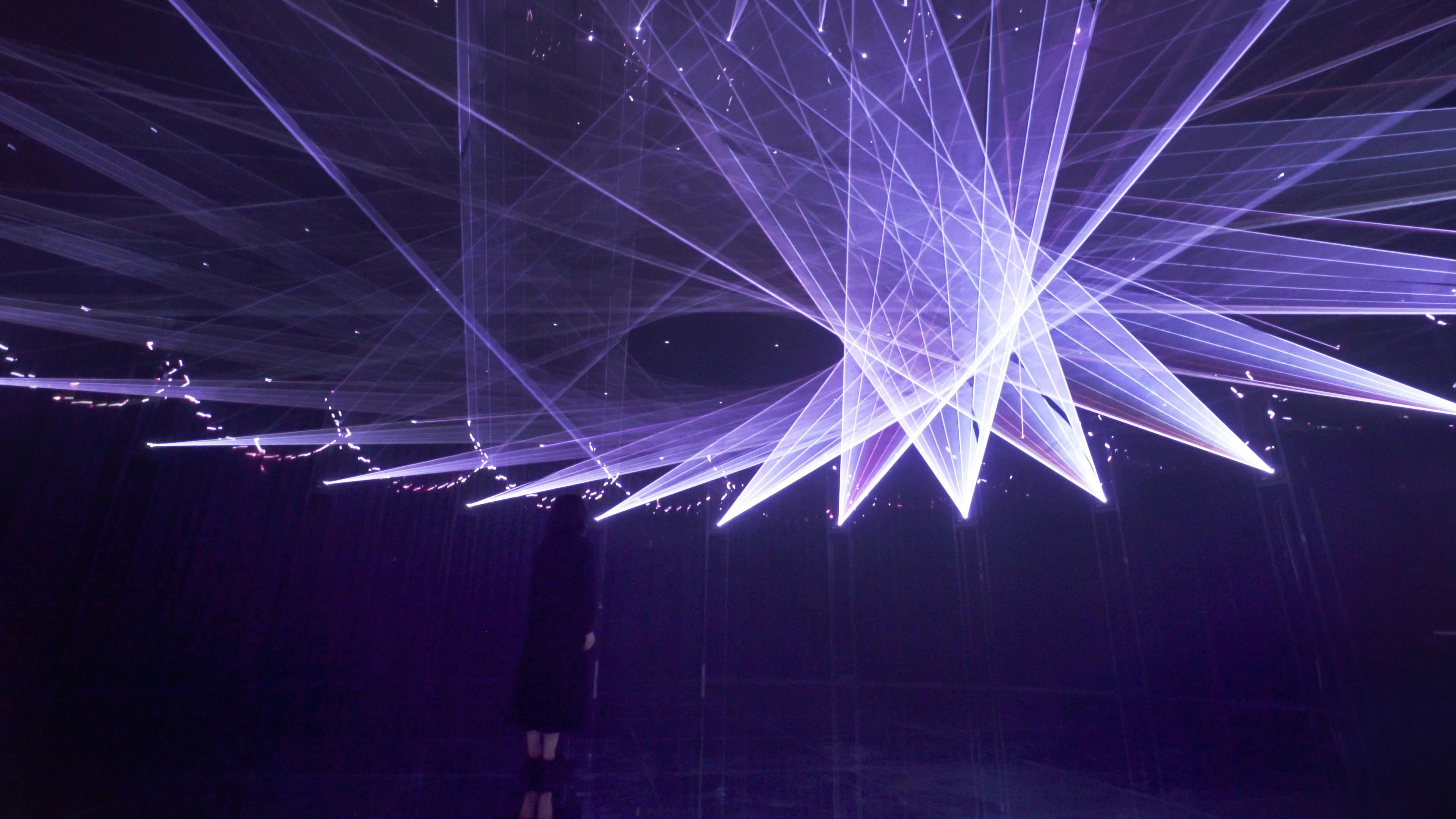 Wormhole | teamLab