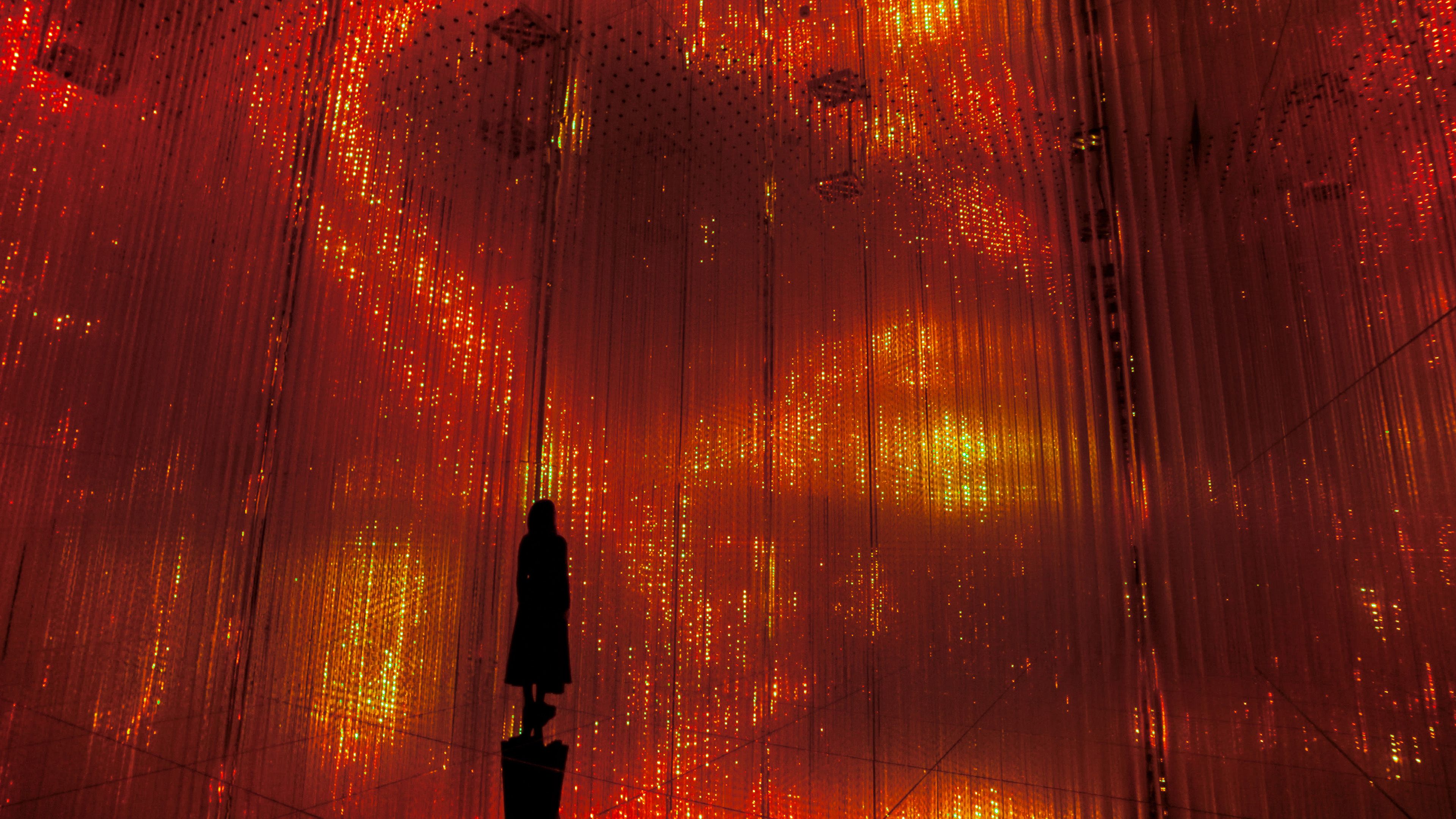 width=3840,quality=80