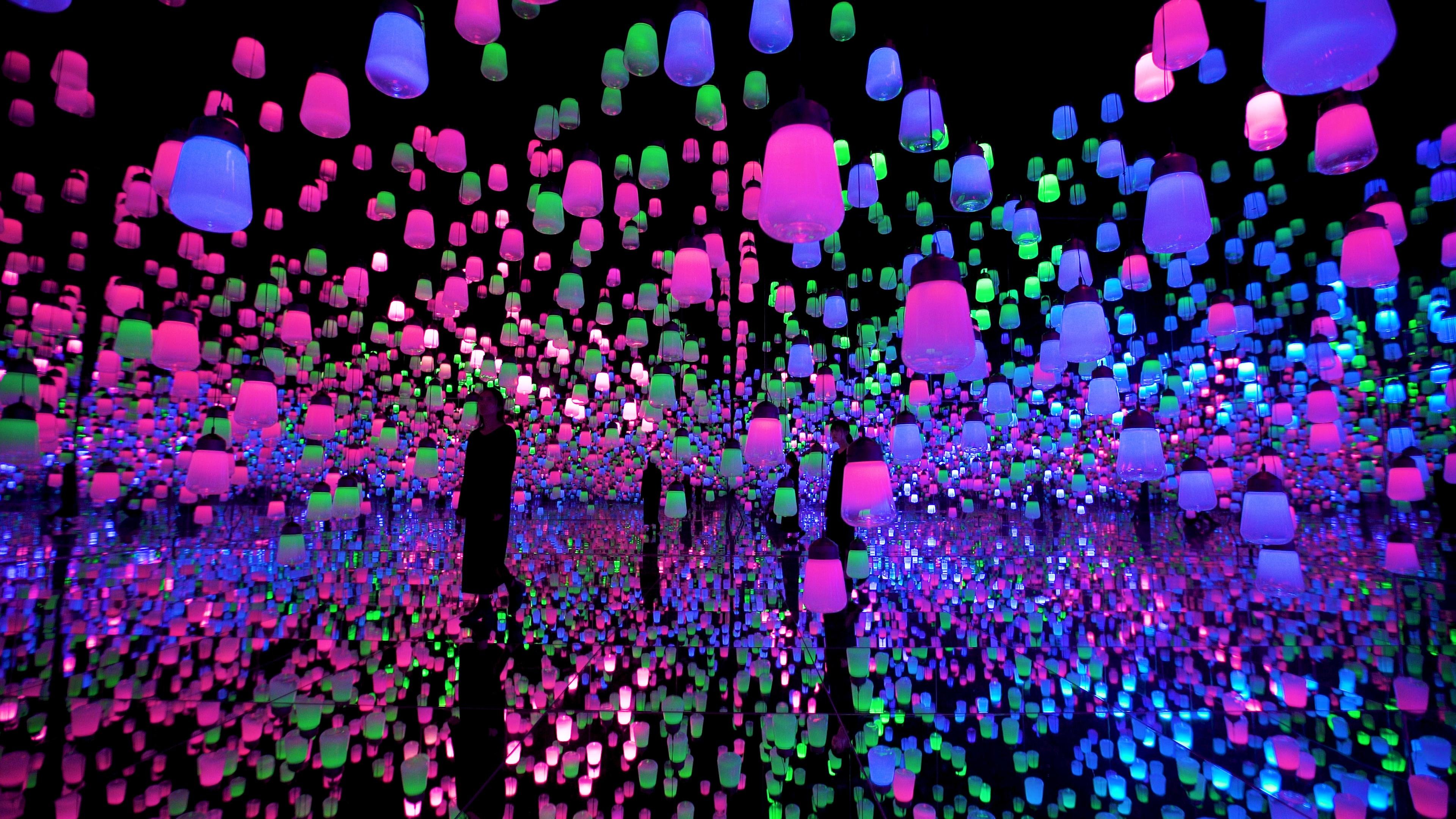 呼応するランプの森 - ワンストローク、メトロポリス / Forest of