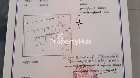 ផ្ទះលក់លើផ្លូវធំ