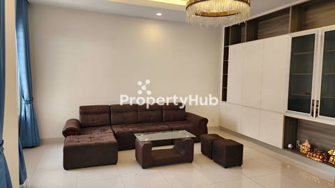 🏘វីឡាភ្លោះA ដីចំហៀង2.5m សម្រាប់លក់នៅបុរីប៉េង ហួតបឹងស្នោរ