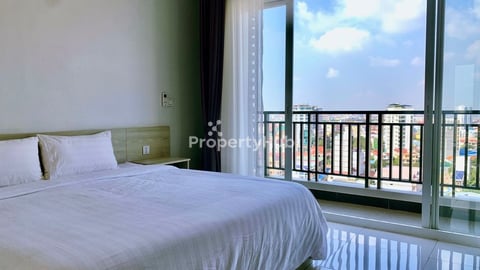 Studio Apartment with Separate Kitchen for Rent close to Russian Market