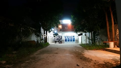 ផ្ទះលក់  នៅខណ្ឌ ដង្កោ ទំហំដី 10ម×38ម។ ប្រហែល 15នាទី ជិះទៅ អ៊ីអន3 និង ព្រលានយន្តហោះថ្មី។