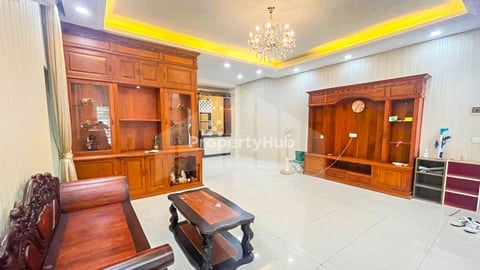 Twin Villa for Sale Borey New World, AEON 2
