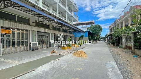 🏘 ផ្ទះល្វែង នៅជិតសាលាសង្កាត់ស្ទឹងមានជ័យ2 ត្រូវការលក់បន្ទាន់ខ្លាំង