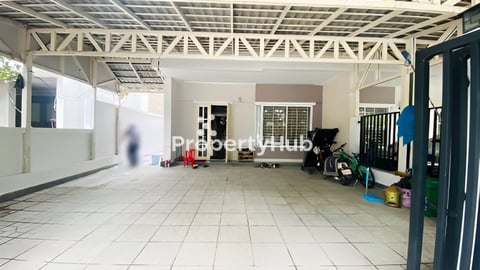 🏘 វីឡាភ្លោះ (Twin-A) ក្នុងបុរី ប៉េងហួតផ្សារប៉េសេ ត្រូវការលក់បន្ទាន់ខ្លាំង ​