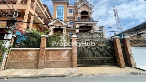 វីឡាសម្រាប់ជួល នៅសង្កាត់ទួលទំពូង