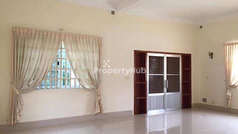 វិឡាសំរាប់លក់បន្ទាន់ ទីតាំងនៅបឹងទំពុន ក្បែរវត្តសន្សំកុសល់