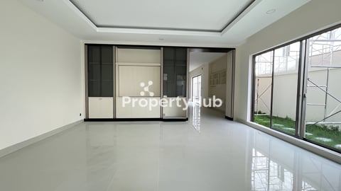 វីឡាភ្លោះTB លក់បន្ទាន់  Twin B for sale