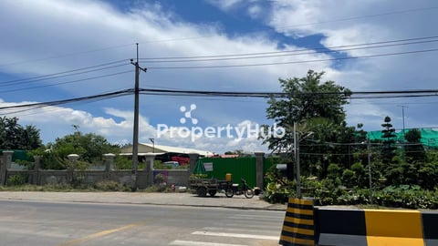 Prime Commercial Land on Street 598