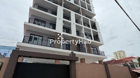 Commercial building for sale with high quality structure