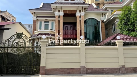 វីឡាសម្រាប់ជួល នៅជិតផ្សារទួលទំពូង